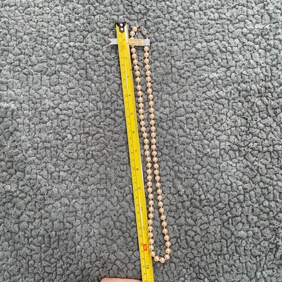 NWT Vintage Faux Pearl Necklace Hand-Knotted - Picture 3 of 5